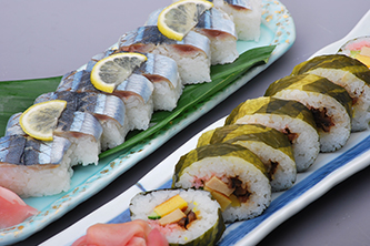 さんま寿司 650円(税別)